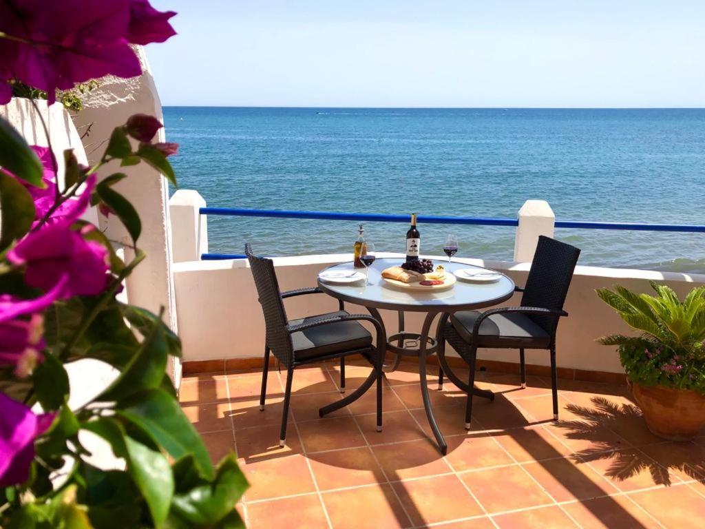 Beach Side Apartments Calahonda Sitio de Calahonda Екстер'єр фото