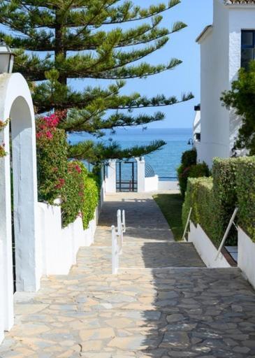Beach Side Apartments Calahonda Sitio de Calahonda Екстер'єр фото