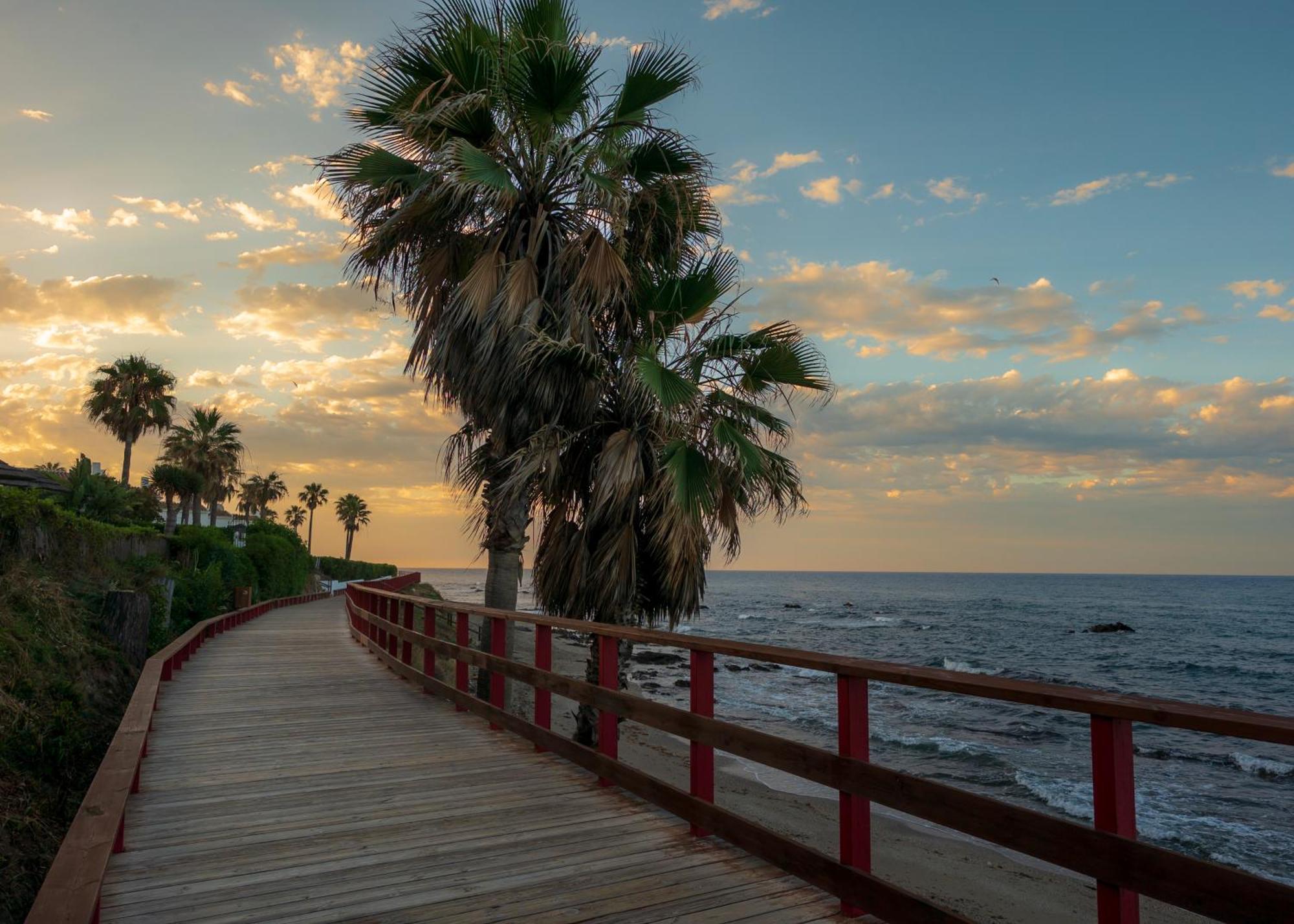 Beach Side Apartments Calahonda Sitio de Calahonda Екстер'єр фото